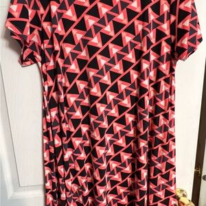 LuLaRoe Red and Black Triangle Carly Dress